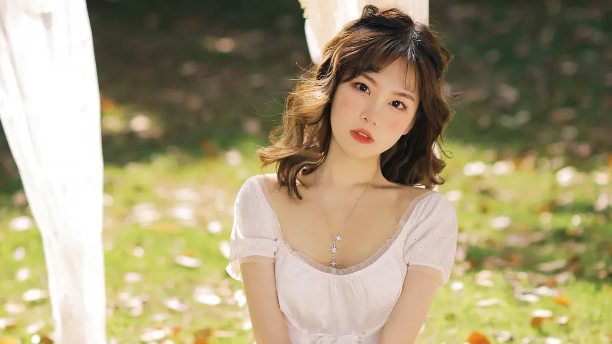 src=http __img.jj20.com_up_allimg_1114_062021132H5_210620132H5-1-1200.jpg&refer=http __img.jj20.webp