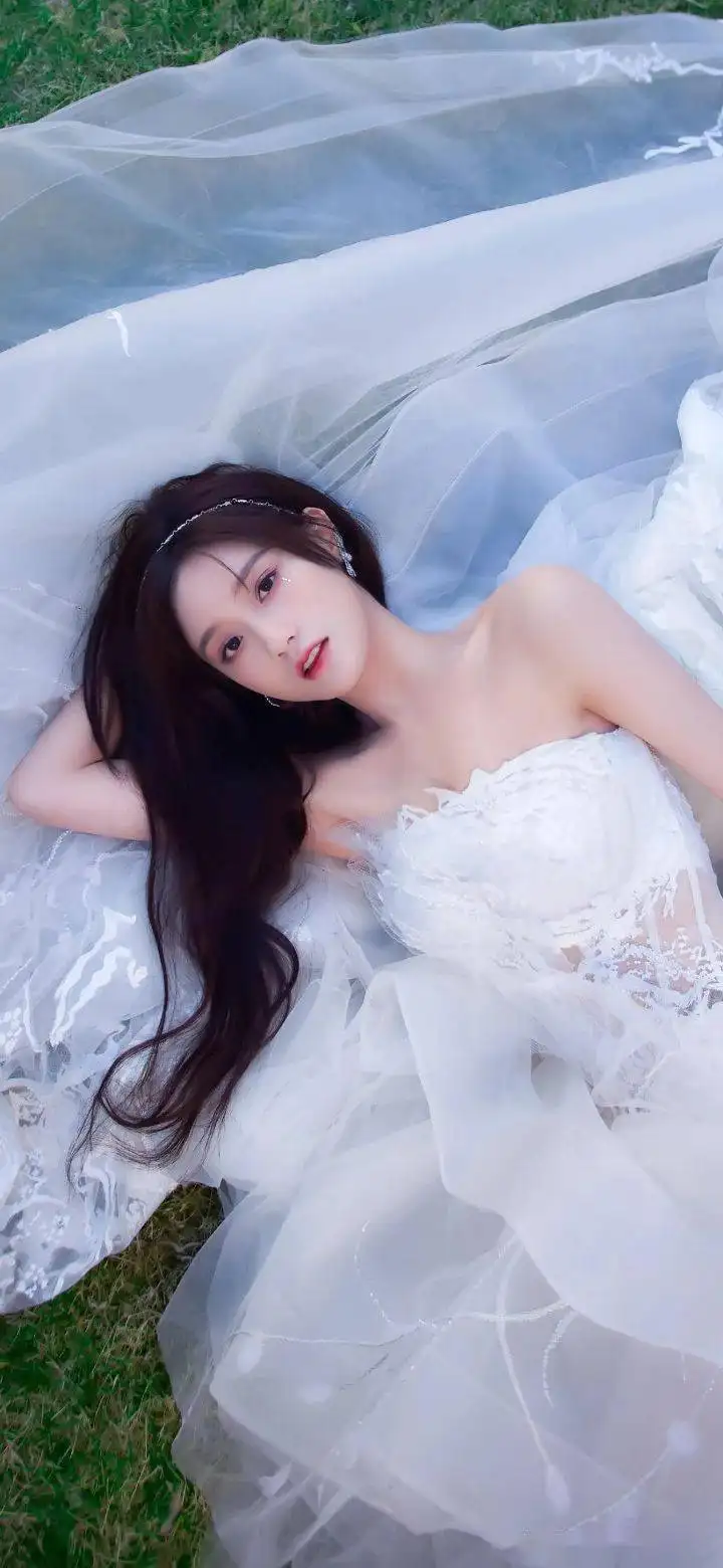 北京重庆私人伴游周惠的个人资料