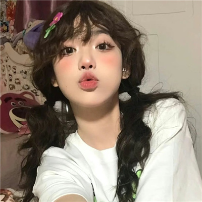 北京伴游女生卞寄蕾的资料